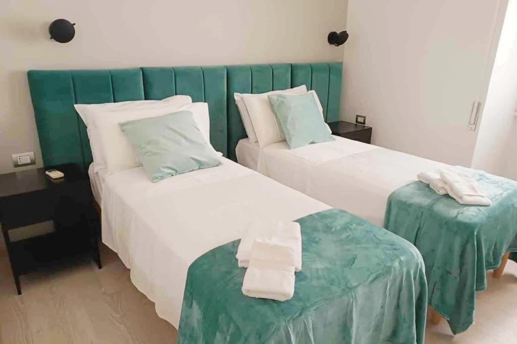 Casa Nicola- Apt In The Heart Of Romeアパートメント エクステリア 写真